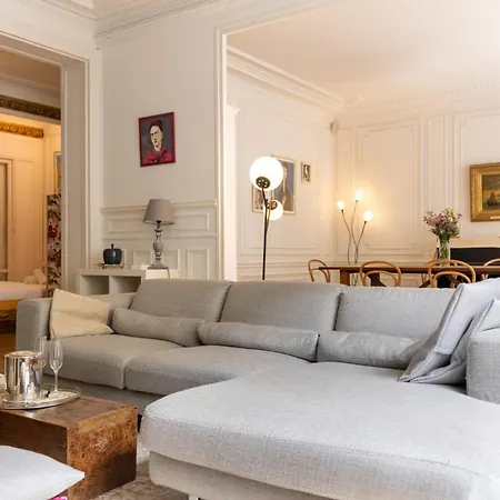 Luxurious 4 Bedroom Next To The Eiffel Tower Apartamento *