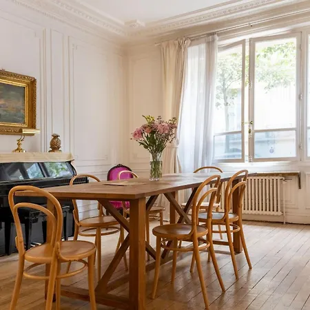 Apartamento Luxurious 4 Bedroom Next To The Eiffel Tower Paris