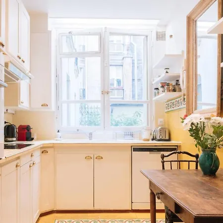 Apartment Luxurious 4 Bedroom Next To The Eiffel Tower Paris