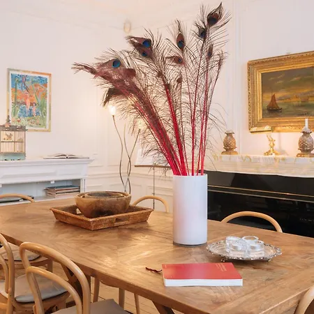 Apartment Luxurious 4 Bedroom Next To The Eiffel Tower Paris